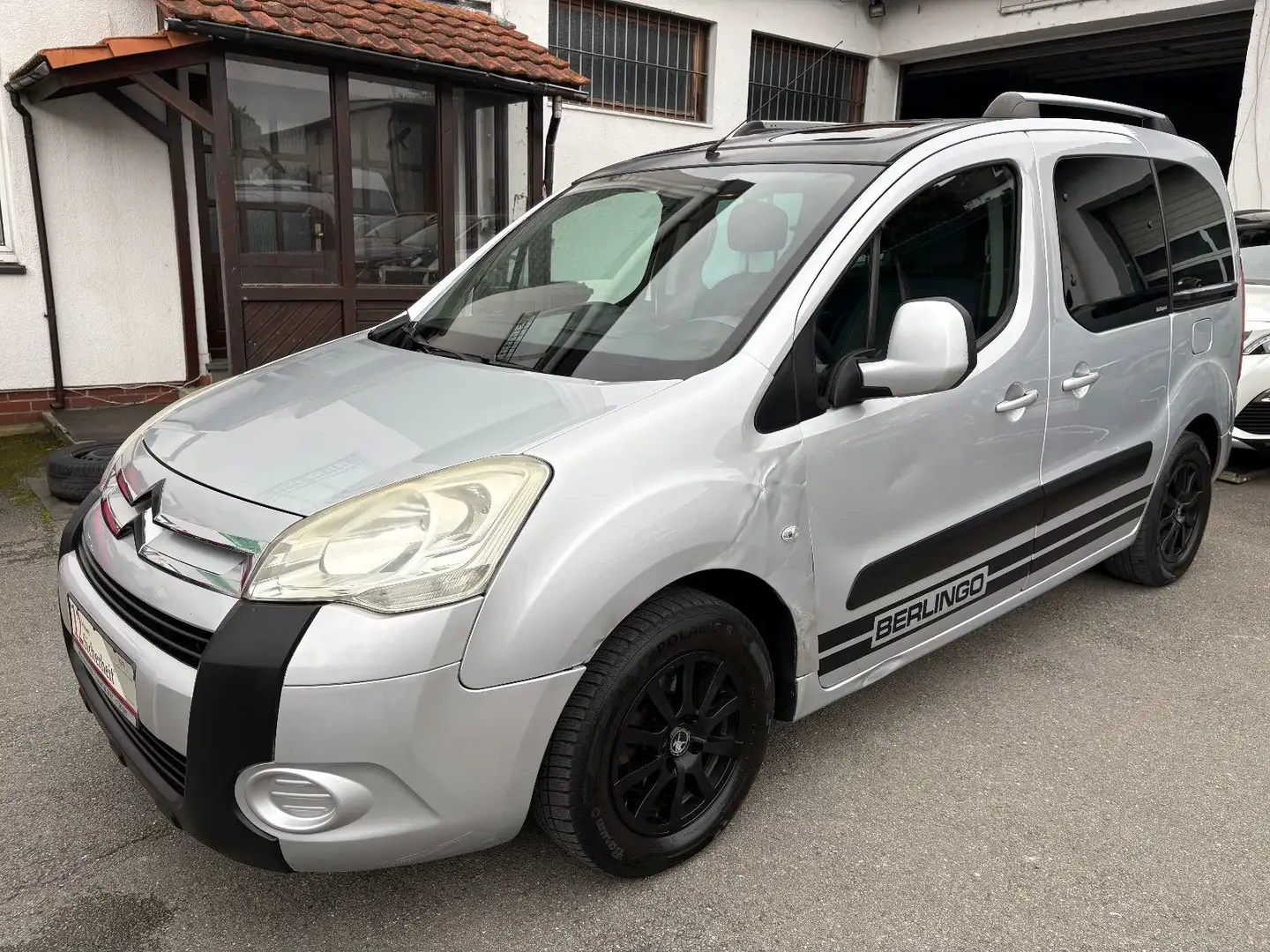 Citroen Berlingo 1.6 Kombi Multispace - PANO TEMP AHK Grau - 1