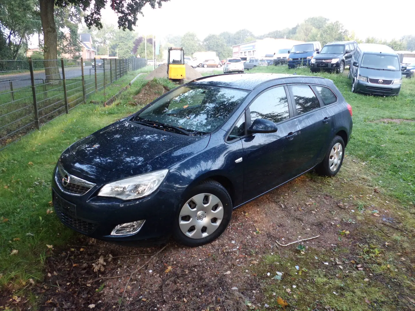 Opel Astra Design Edition Blau - 1