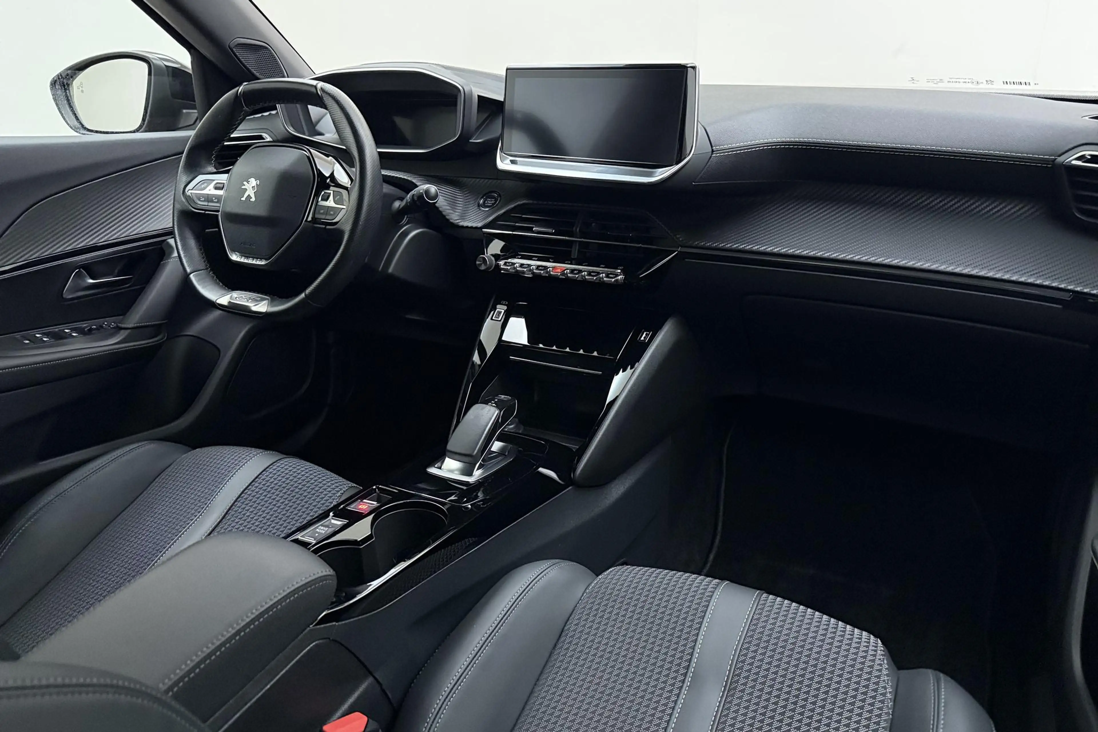 Peugeot e-2008 EV GT 50 kWh | Navigatie | 3D-Cockpit | Camera | A — photo 3