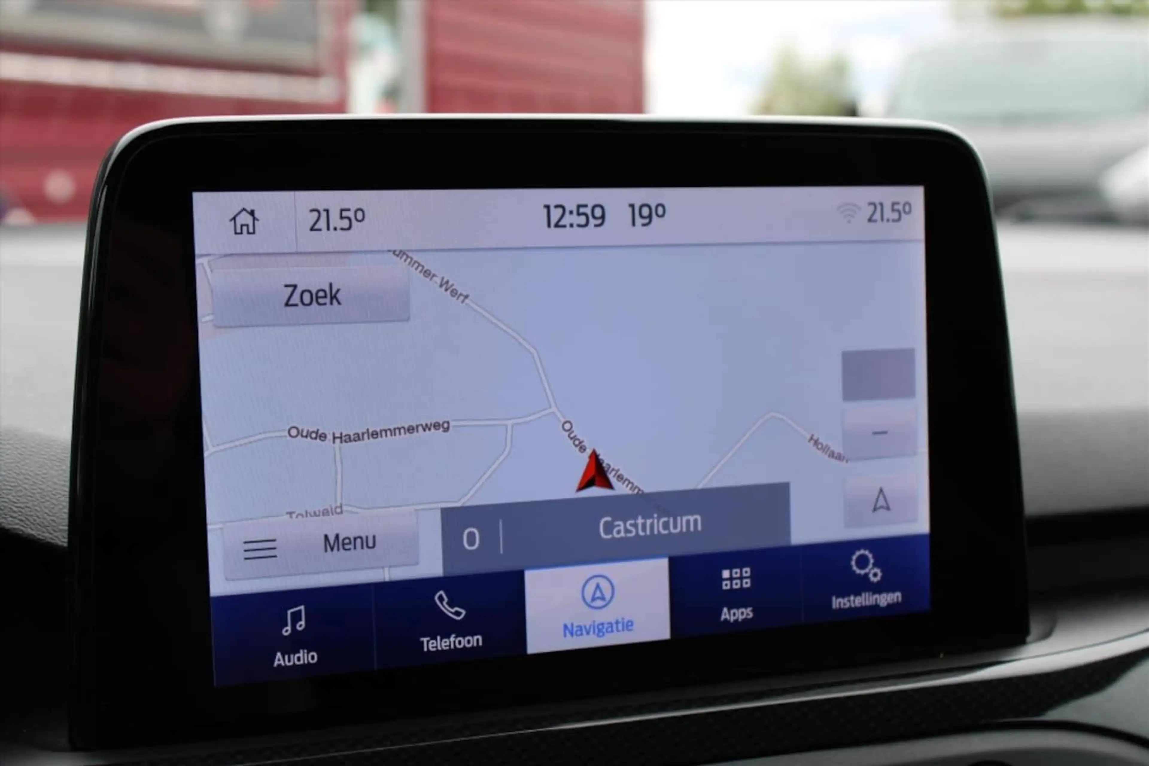 Ford Focus Wagon 1.0 EcoBoost ST Line X Business — photo 14