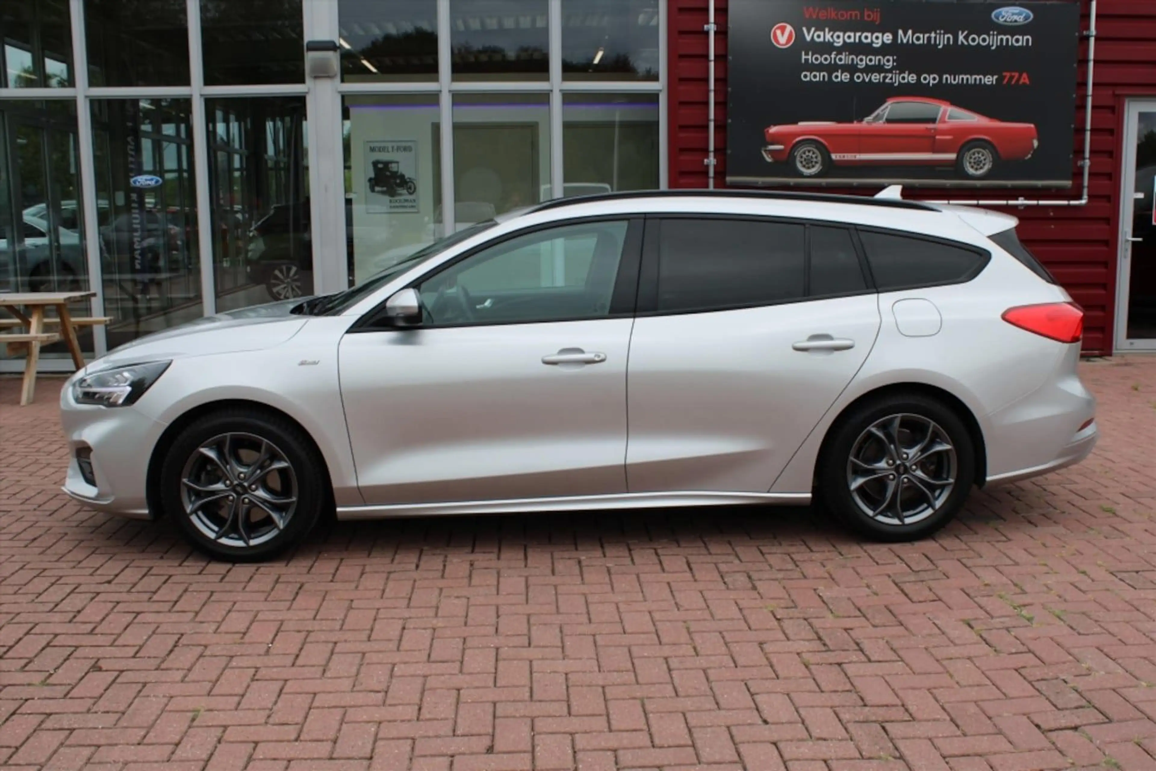 Ford Focus Wagon 1.0 EcoBoost ST Line X Business — photo 3