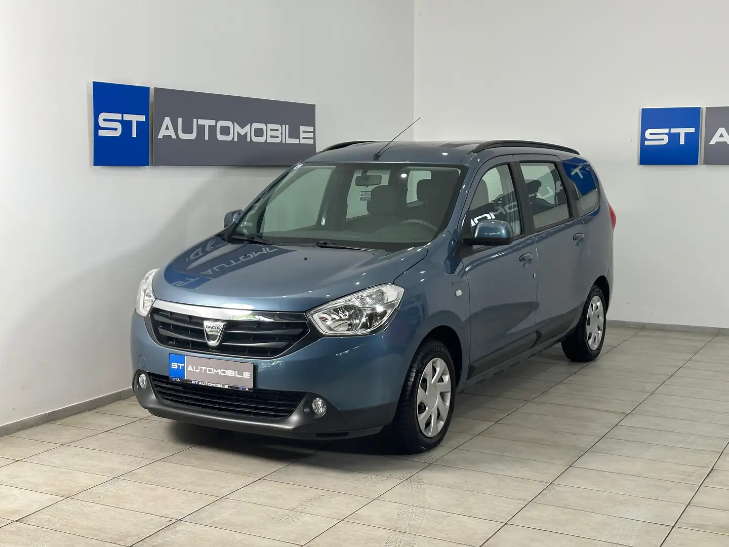 Dacia Lodgy Laureate // NAVI // KLIMA // EINPARKHILFE // Blau - 1