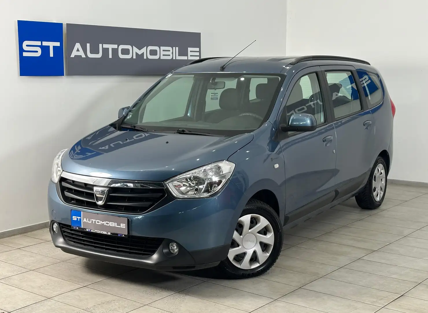 Dacia Lodgy Laureate // NAVI // KLIMA // EINPARKHILFE // Blau - 2