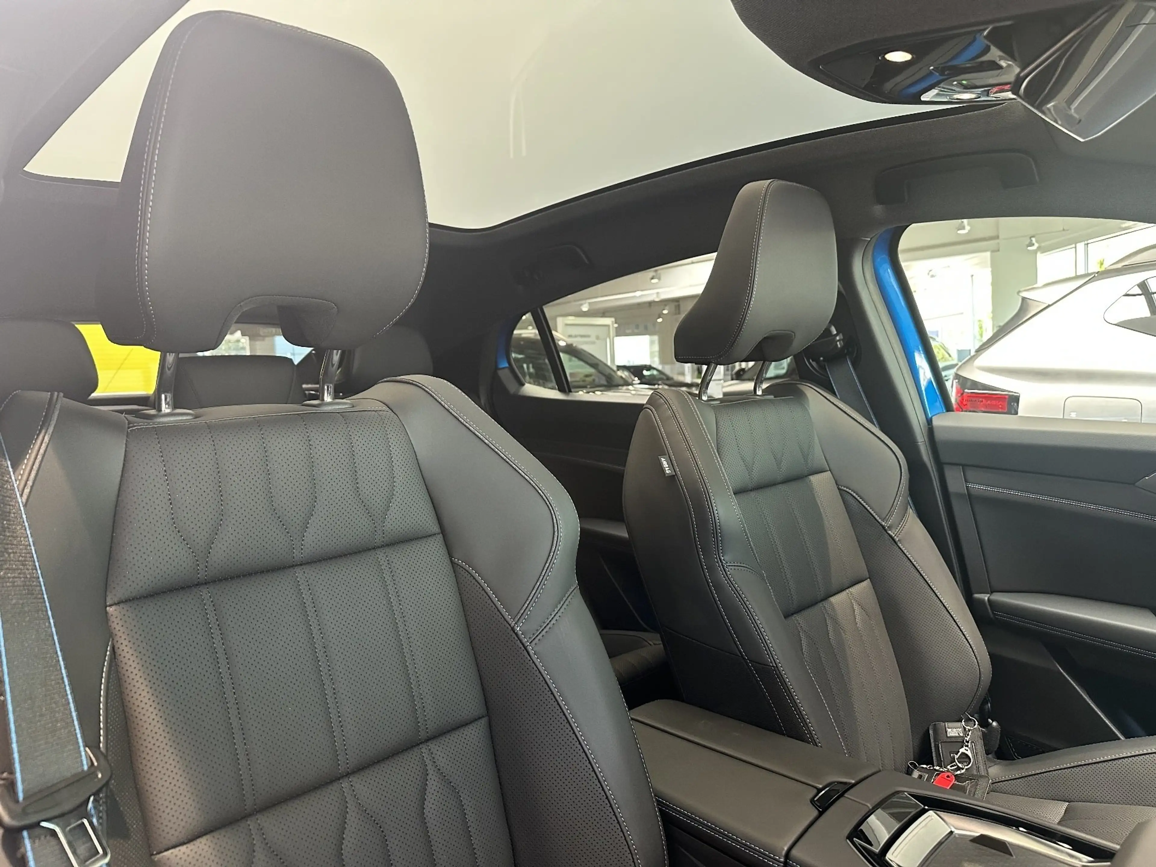 Renault Rafale Hybrid 4x4 300PS Atelier Alpine — photo 13