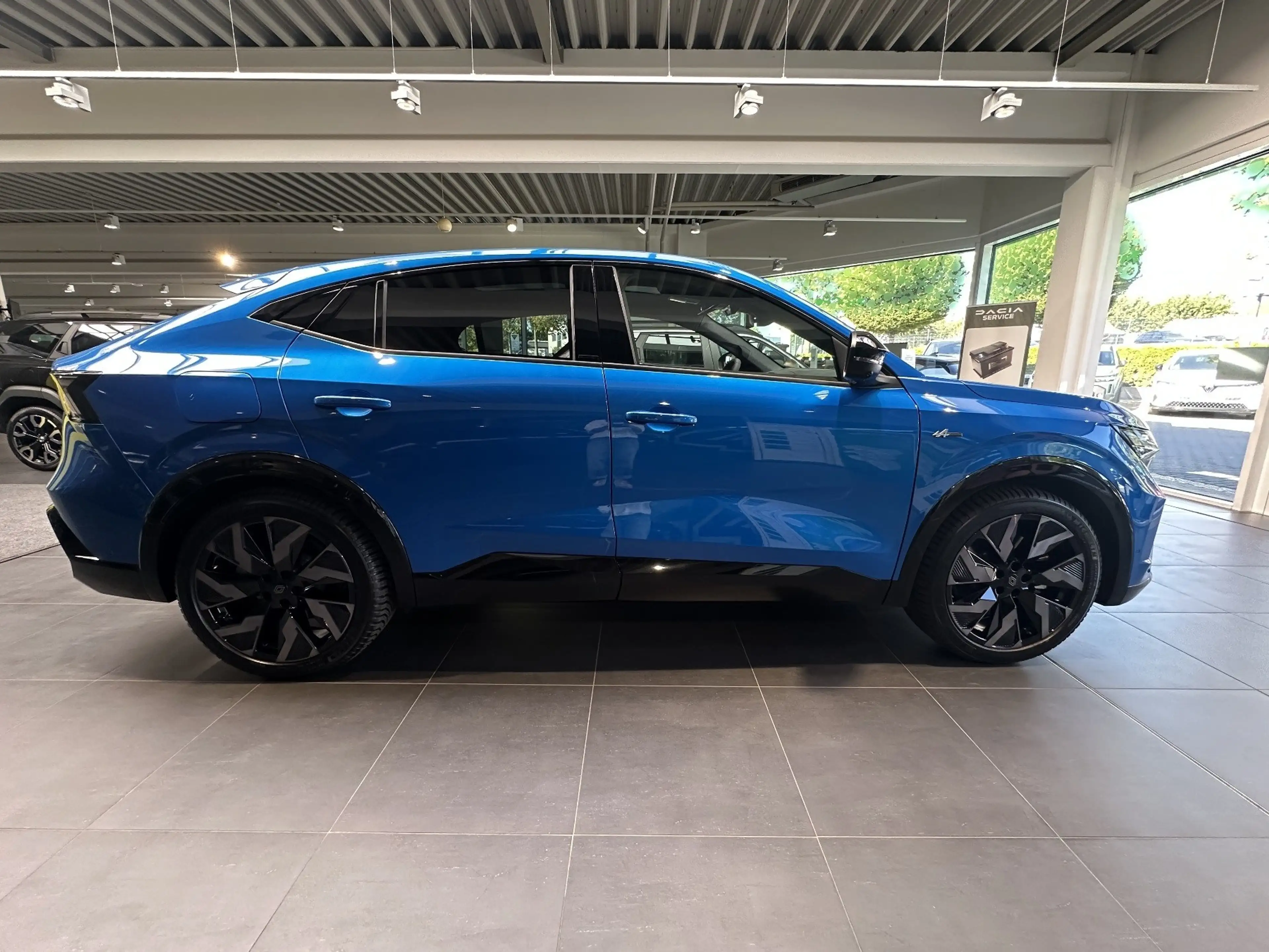 Renault Rafale Hybrid 4x4 300PS Atelier Alpine — photo 8