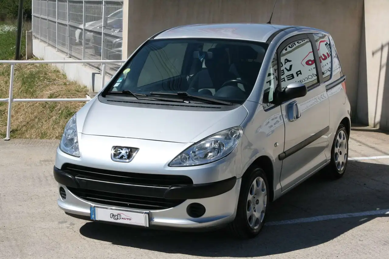 Peugeot 1007 1.4 DOLCE