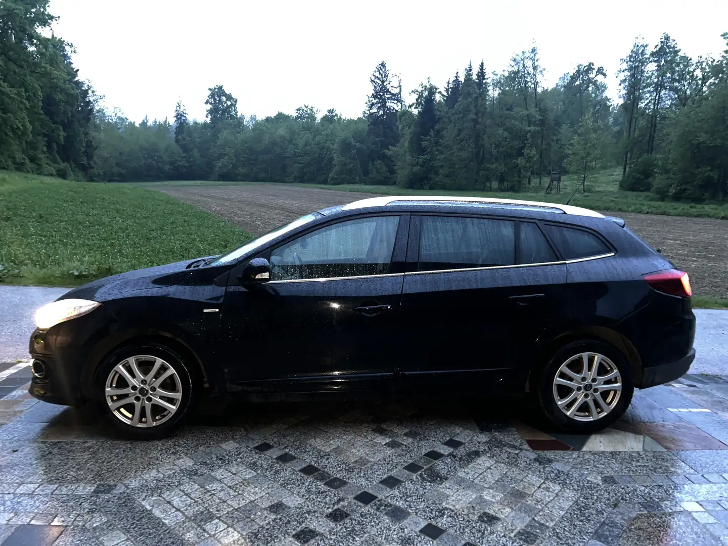 Renault Megane Mégane Grandtour Bose Edition Energy dCi 130 Euro Black - 1