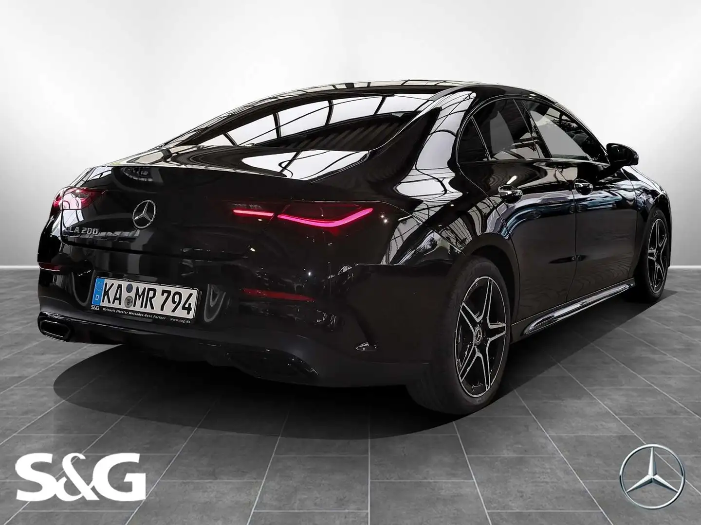 Mercedes-Benz CLA 200 Coupé AMG MBUX+360°+M-LED+Pano+Distronic Schwarz - 2