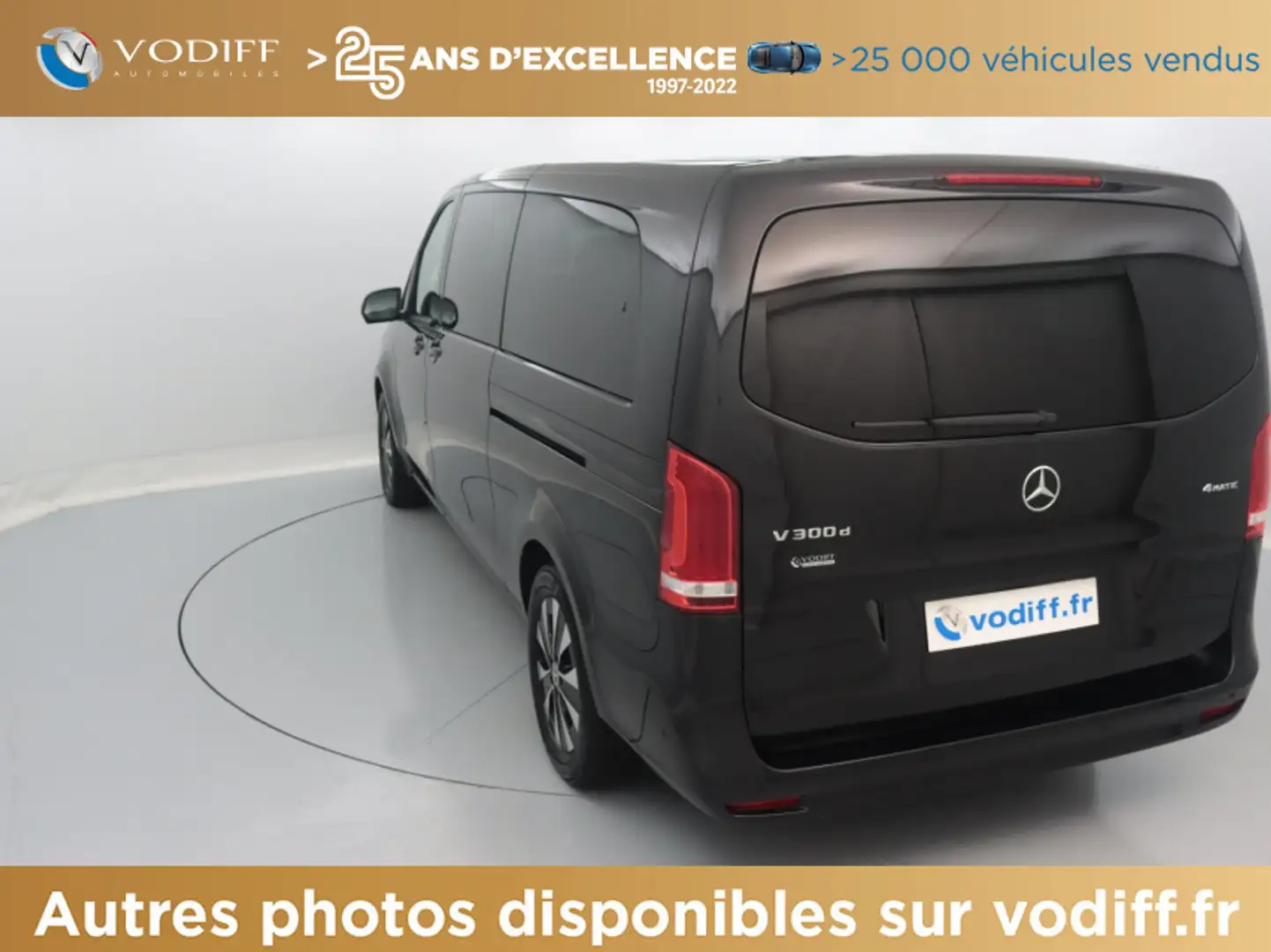 Mercedes-Benz V 300 300d 237 CV 4MATIC EXTRA LONG EDITION 8 PLACES Schwarz - 2