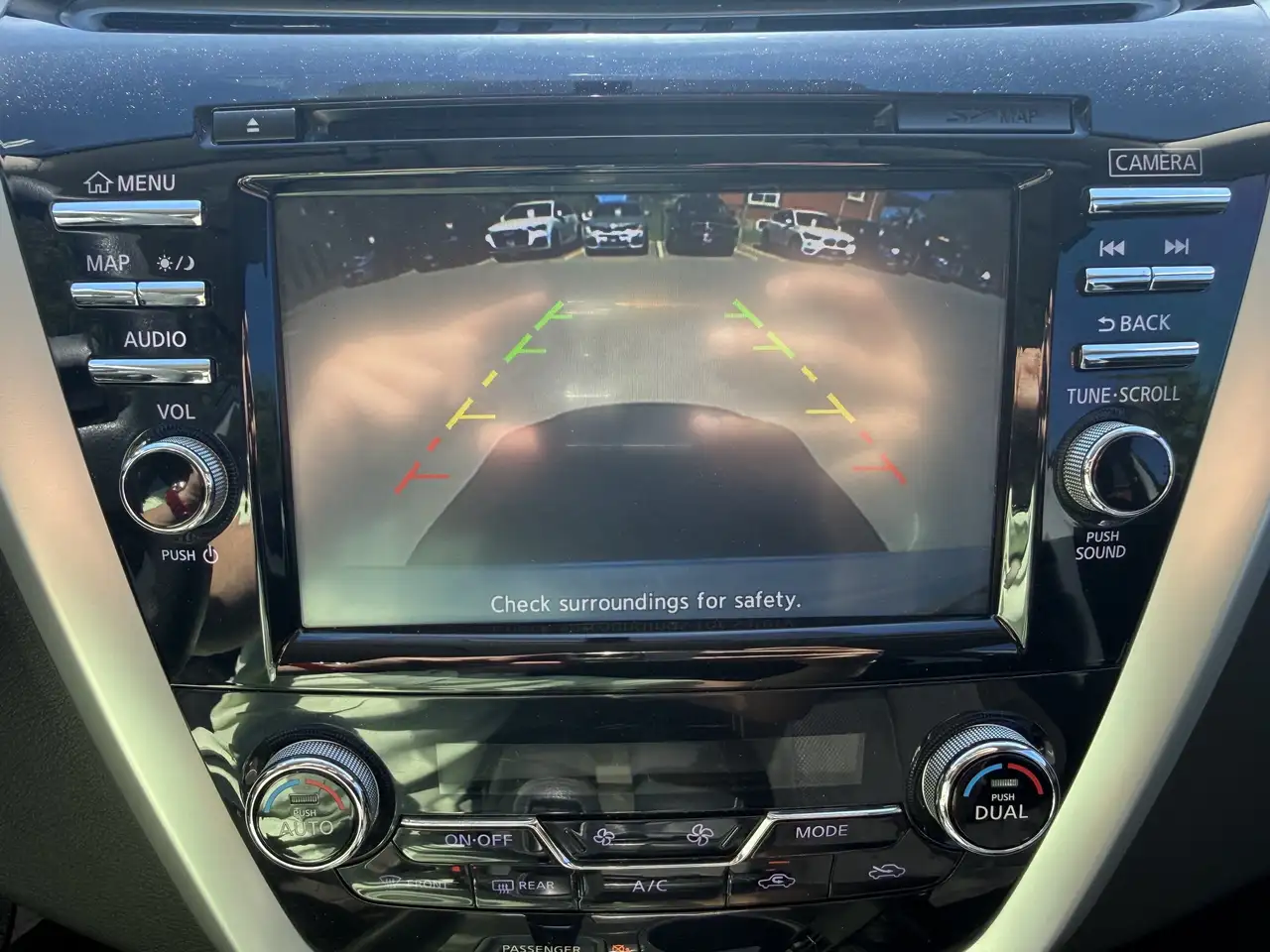 Nissan Murano снимка Nissan Murano