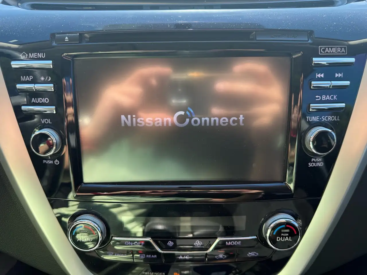 Nissan Murano снимка Nissan Murano