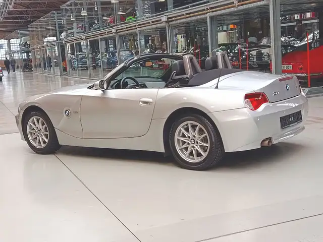 BMW Z4 view 8