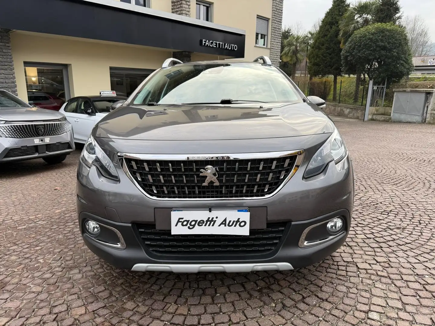 Peugeot 2008 1.2 PURETECH 110CV ETA6 ALLURE Grigio - 2