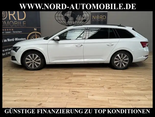 Skoda Superb view 9