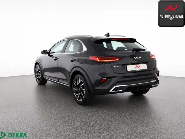 Kia Xceed view 3