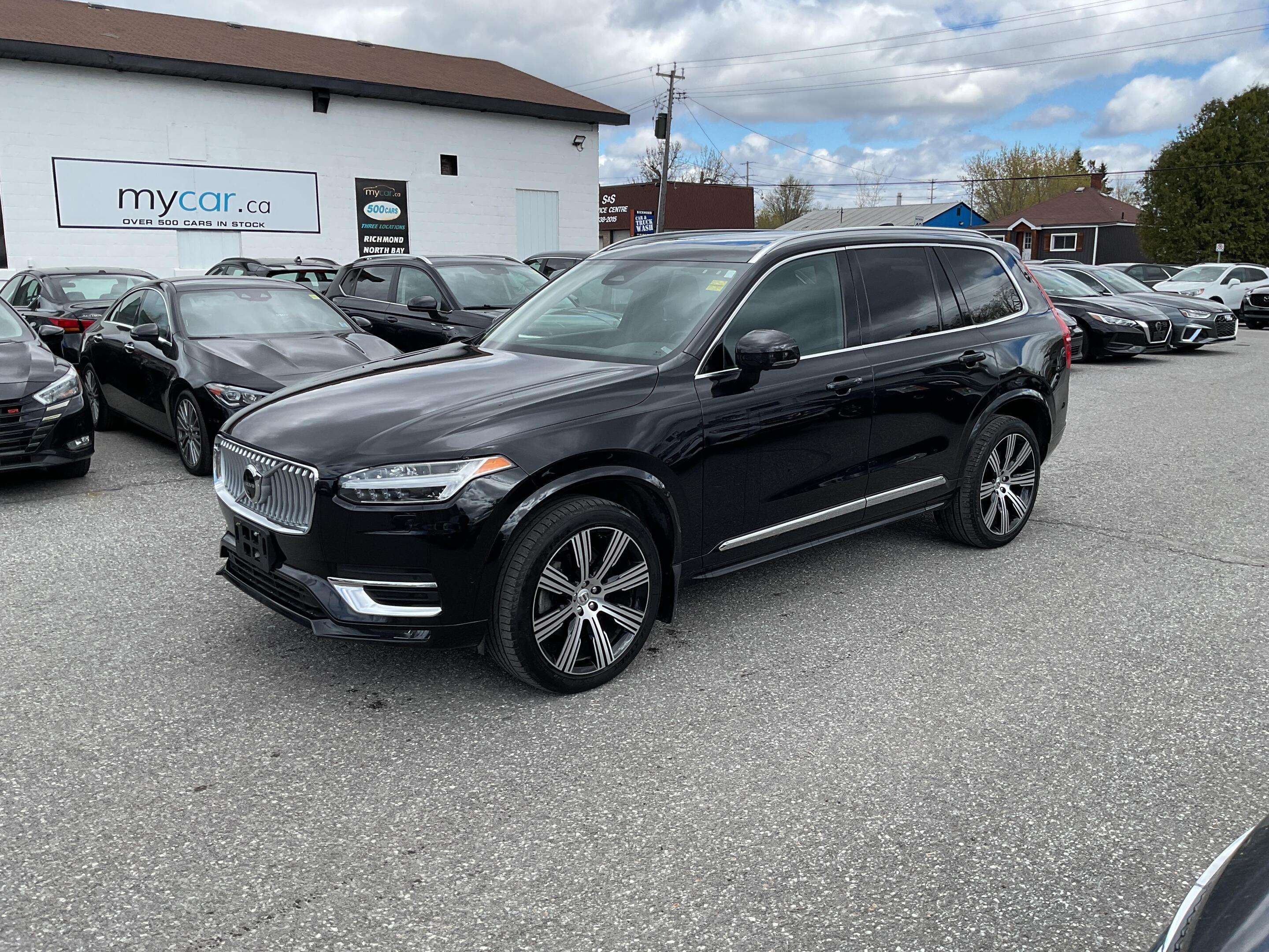 2024 Volvo XC90 B6 Plus Bright Theme