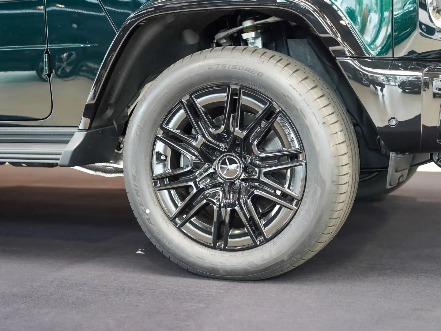 Mercedes-Benz G 450 AMG Line smaragdgrün Night Standheizung Grün - 2