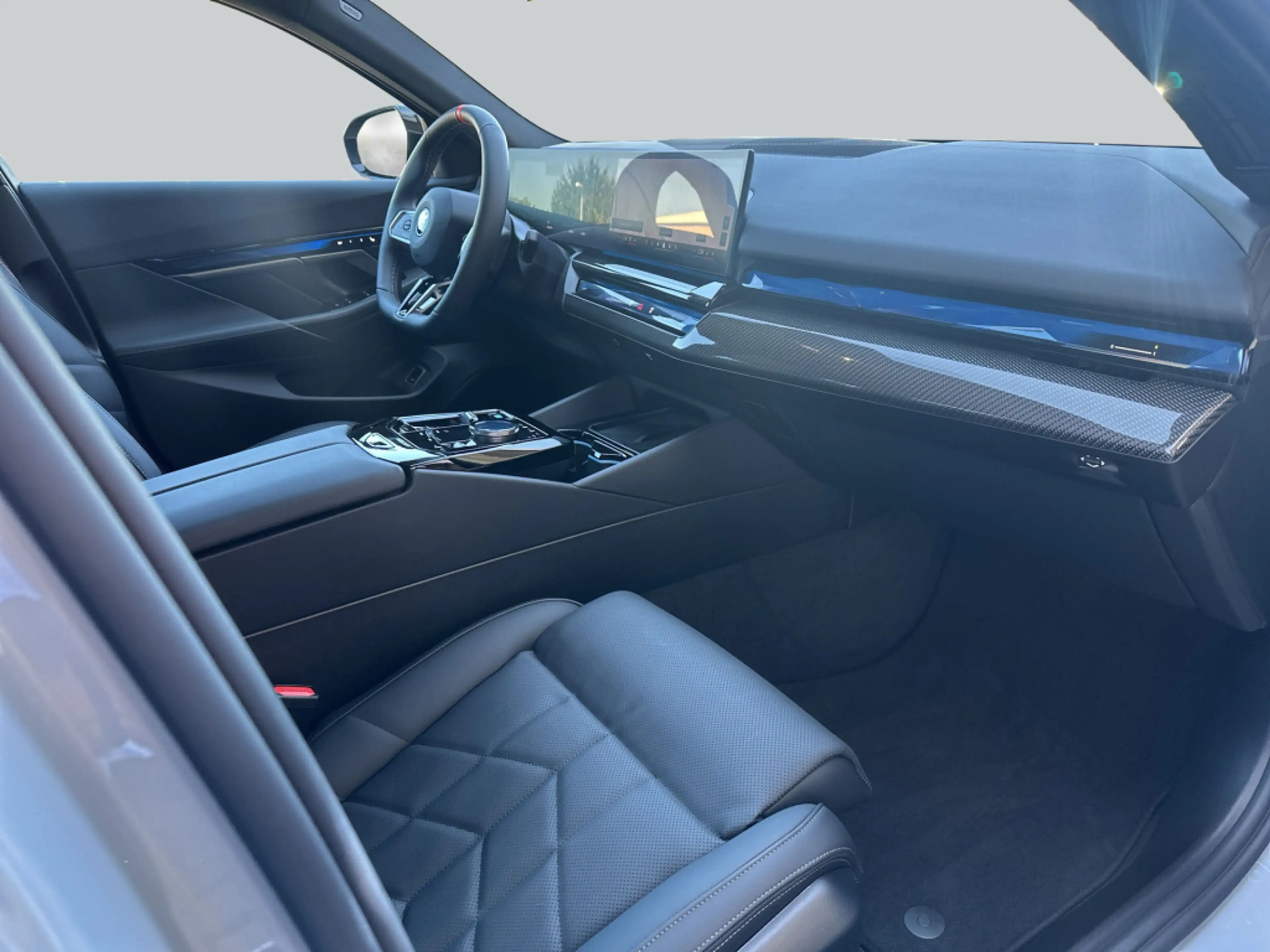 BMW i5 M60 HiFi* LED* SHZ* Klimaautomatik* — photo 13