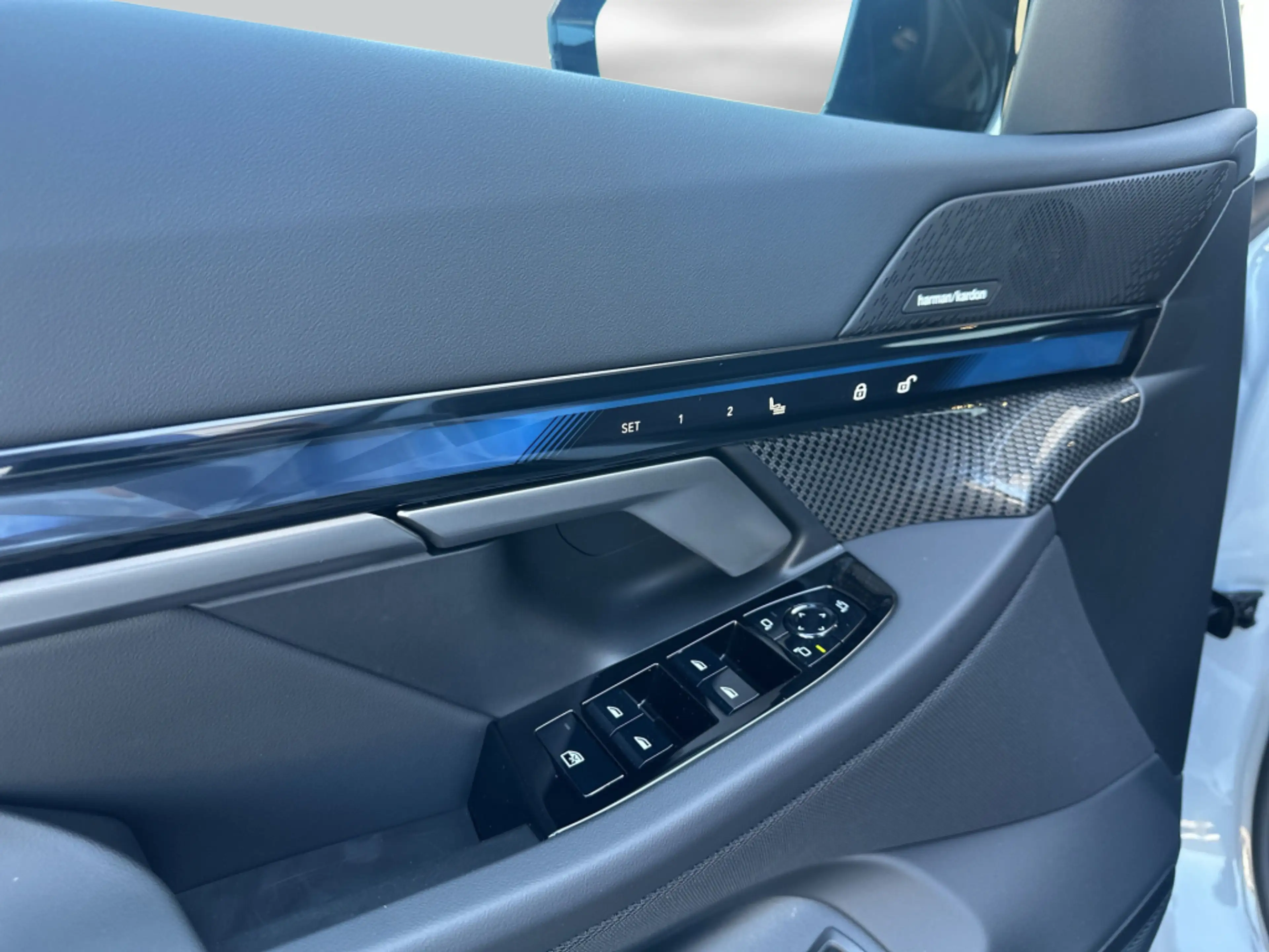 BMW i5 M60 HiFi* LED* SHZ* Klimaautomatik* — photo 20
