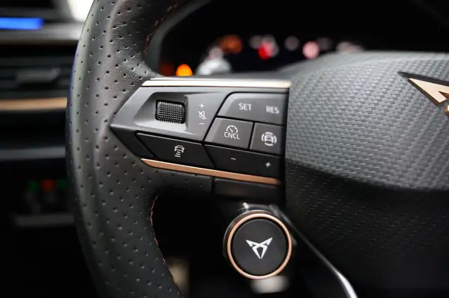 Cupra Leon view 16