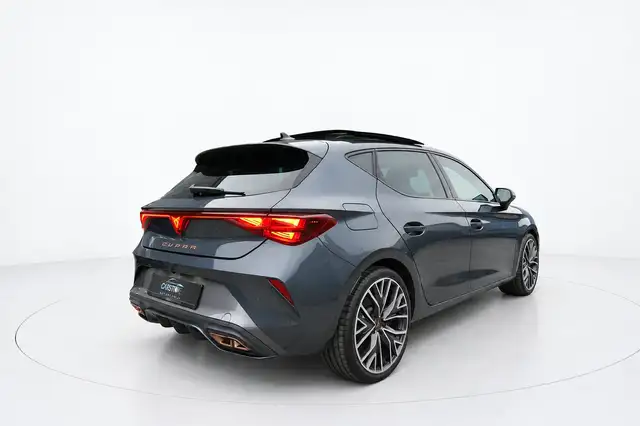 Cupra Leon view 6