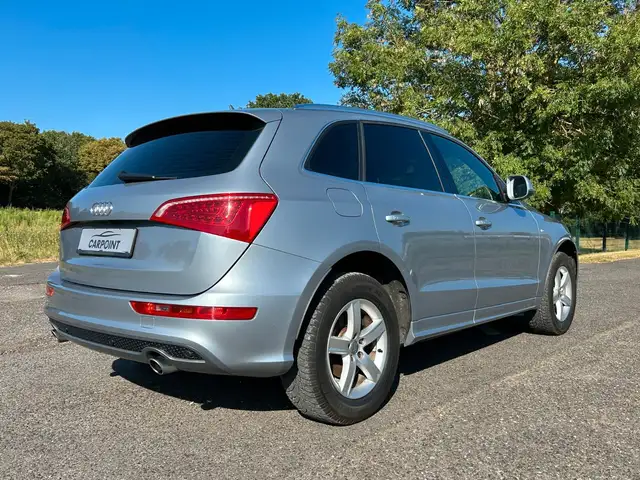 Audi Q5 view 5