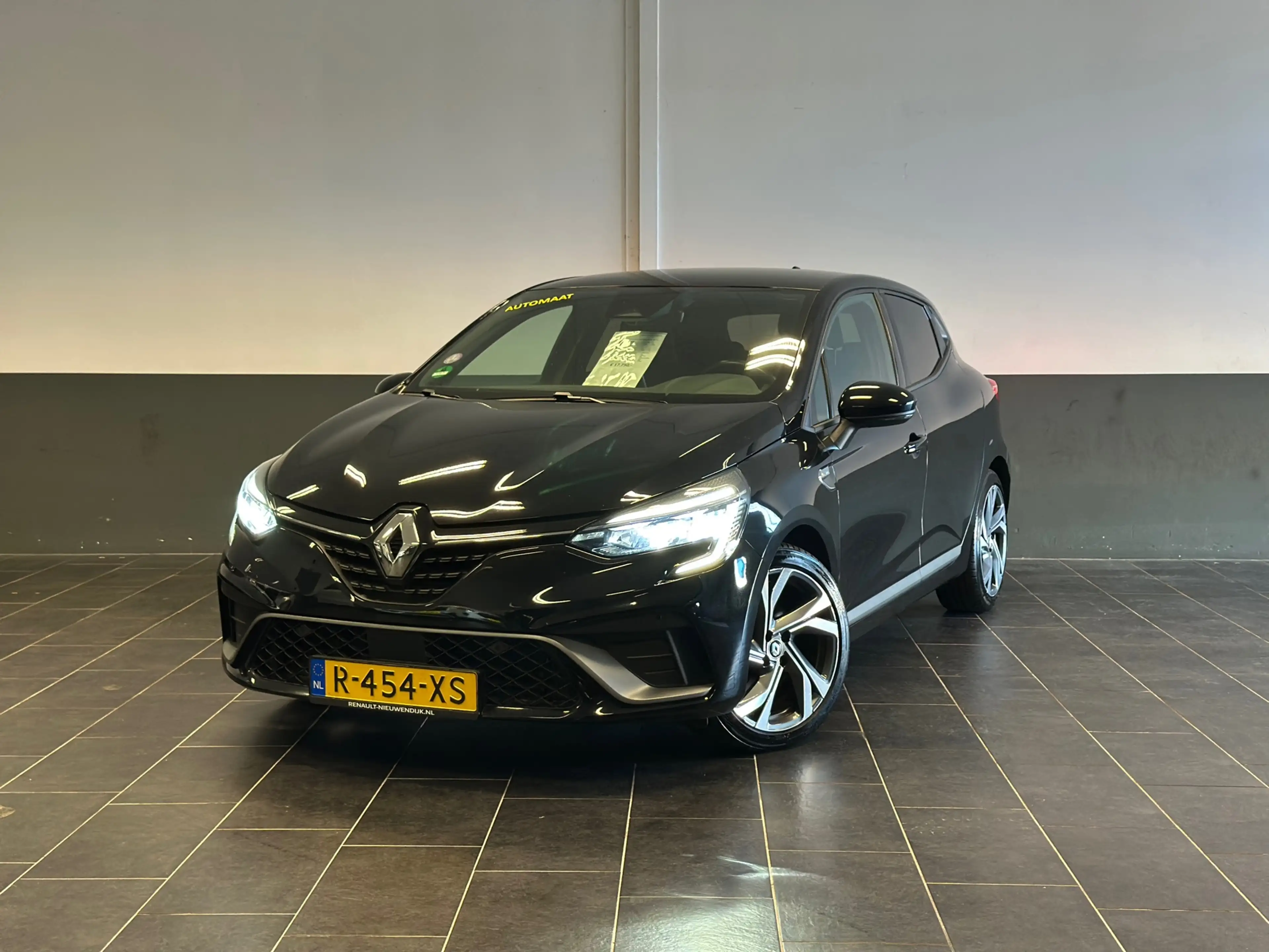 Renault Clio 1.6 E-Tech Hybrid 145 R.S. Line , 1e eig , org Ned — photo 3