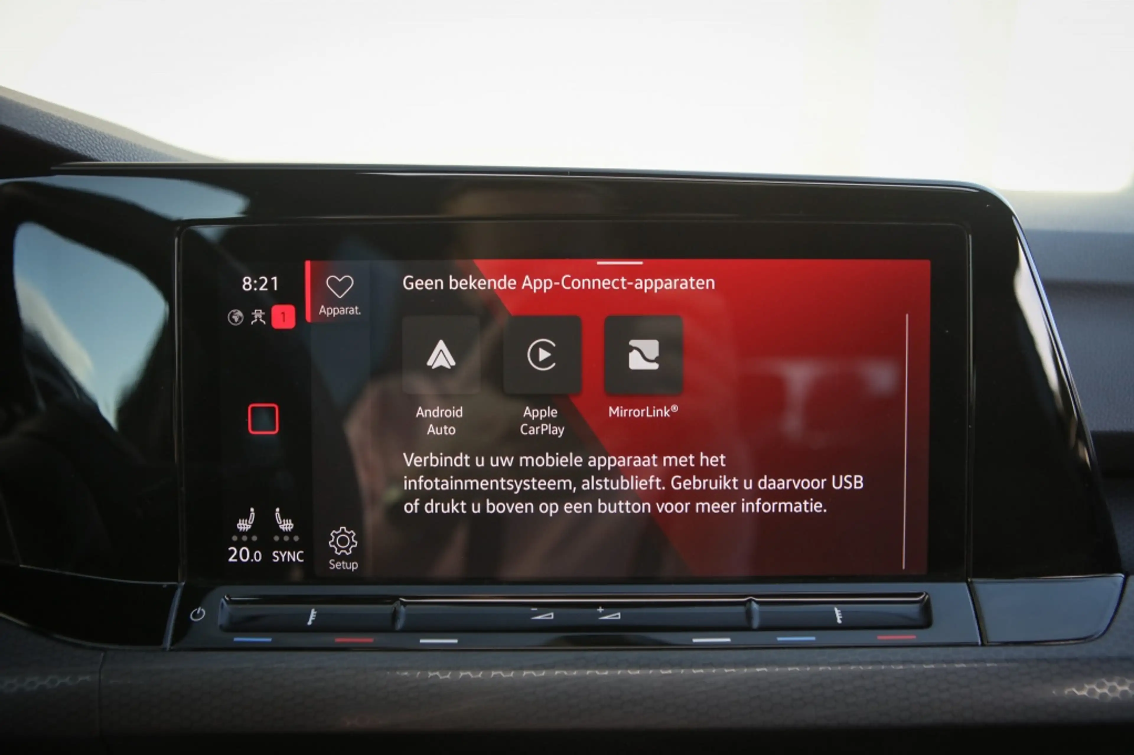 Volkswagen Golf GTE 1.4 eHybrid — photo 12