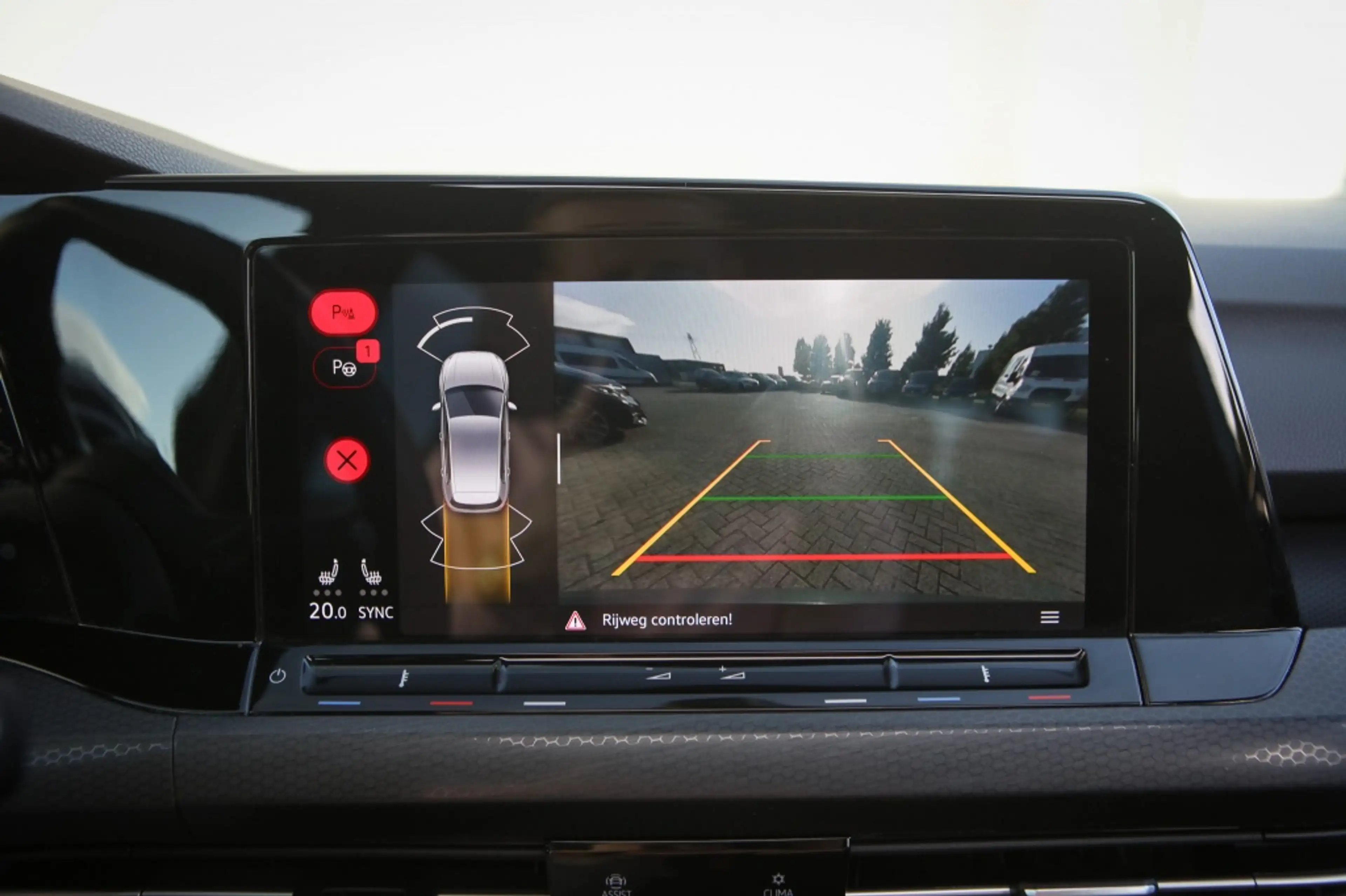 Volkswagen Golf GTE 1.4 eHybrid — photo 14