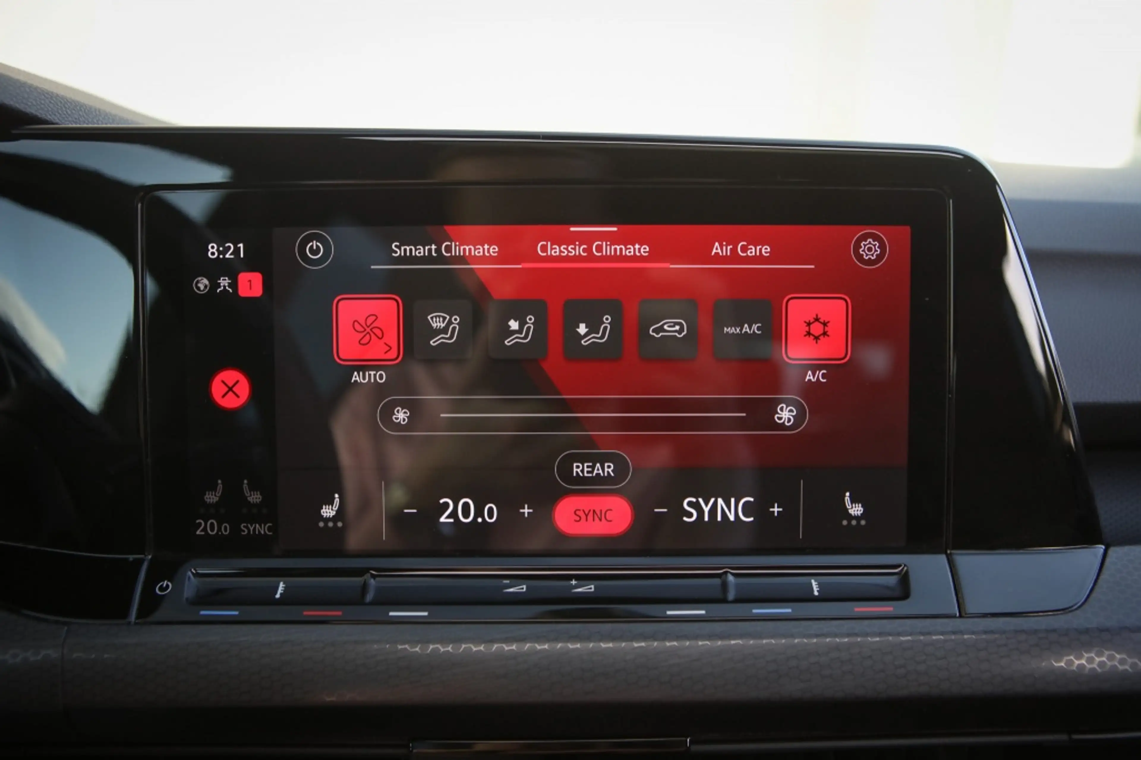 Volkswagen Golf GTE 1.4 eHybrid — photo 15