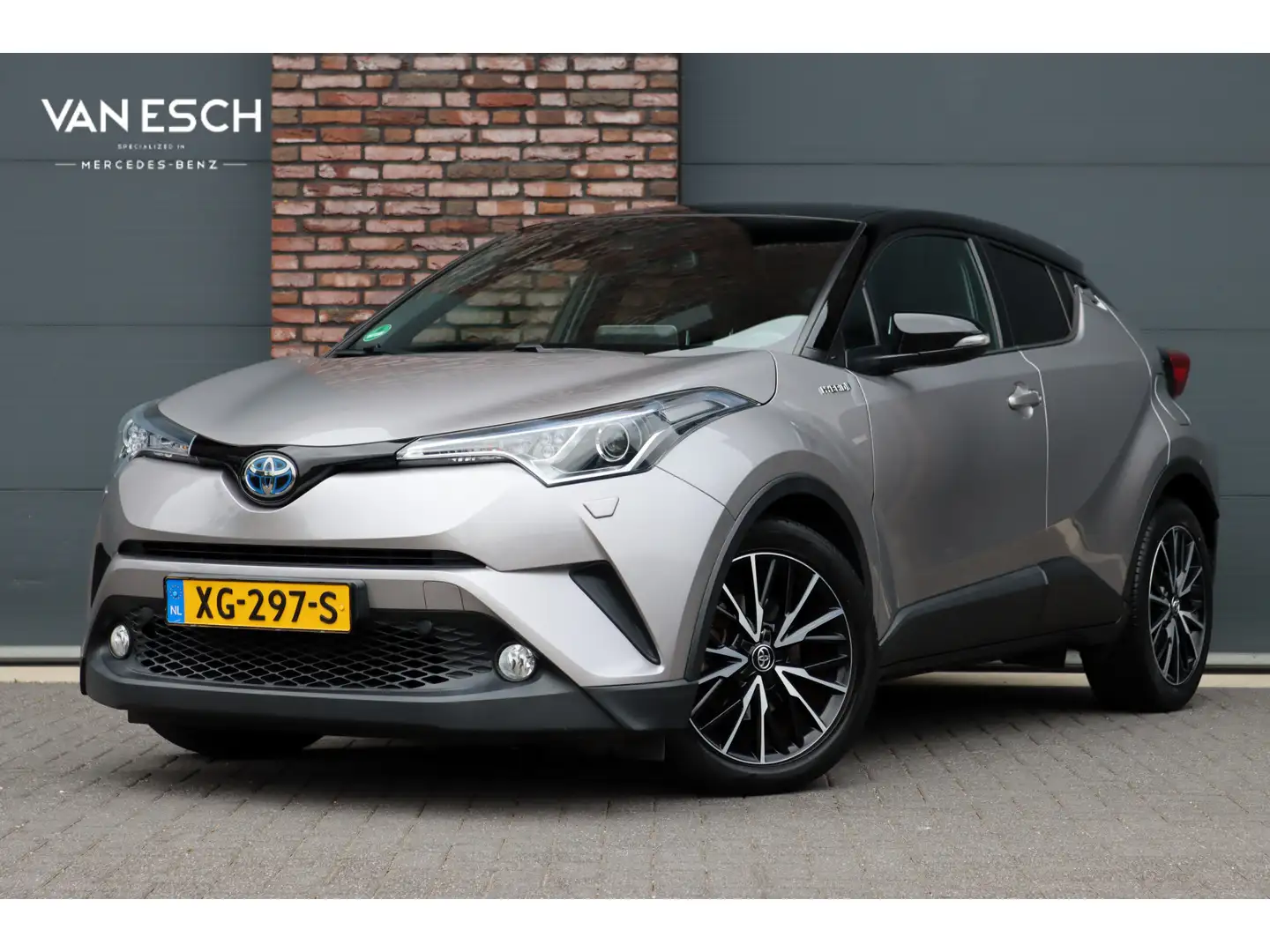 Toyota C-HR 1.8 Hybrid Dynamic | Adaptieve Cruise Control | St Сірий - 1