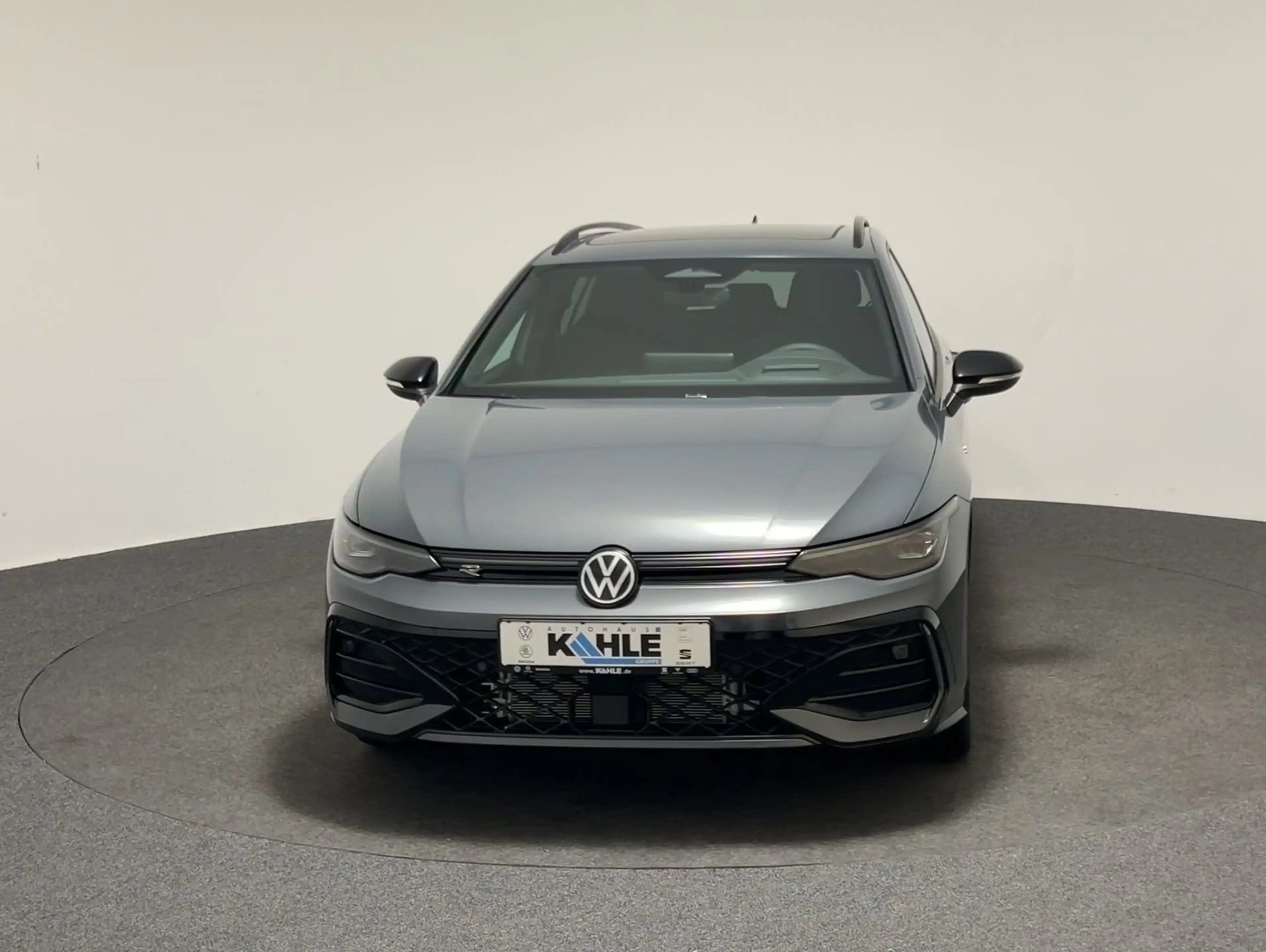 Volkswagen Golf Variant R-Line 2.0 l TDI DSG CarPlay Pano — photo 4