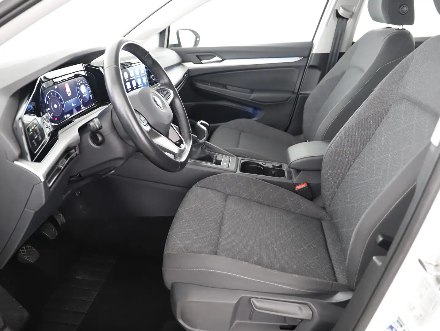 Volkswagen Golf Variant Golf VIII Variant 1.0 TSI Life ASSIST+LED+LM+PDC Weiß - 1