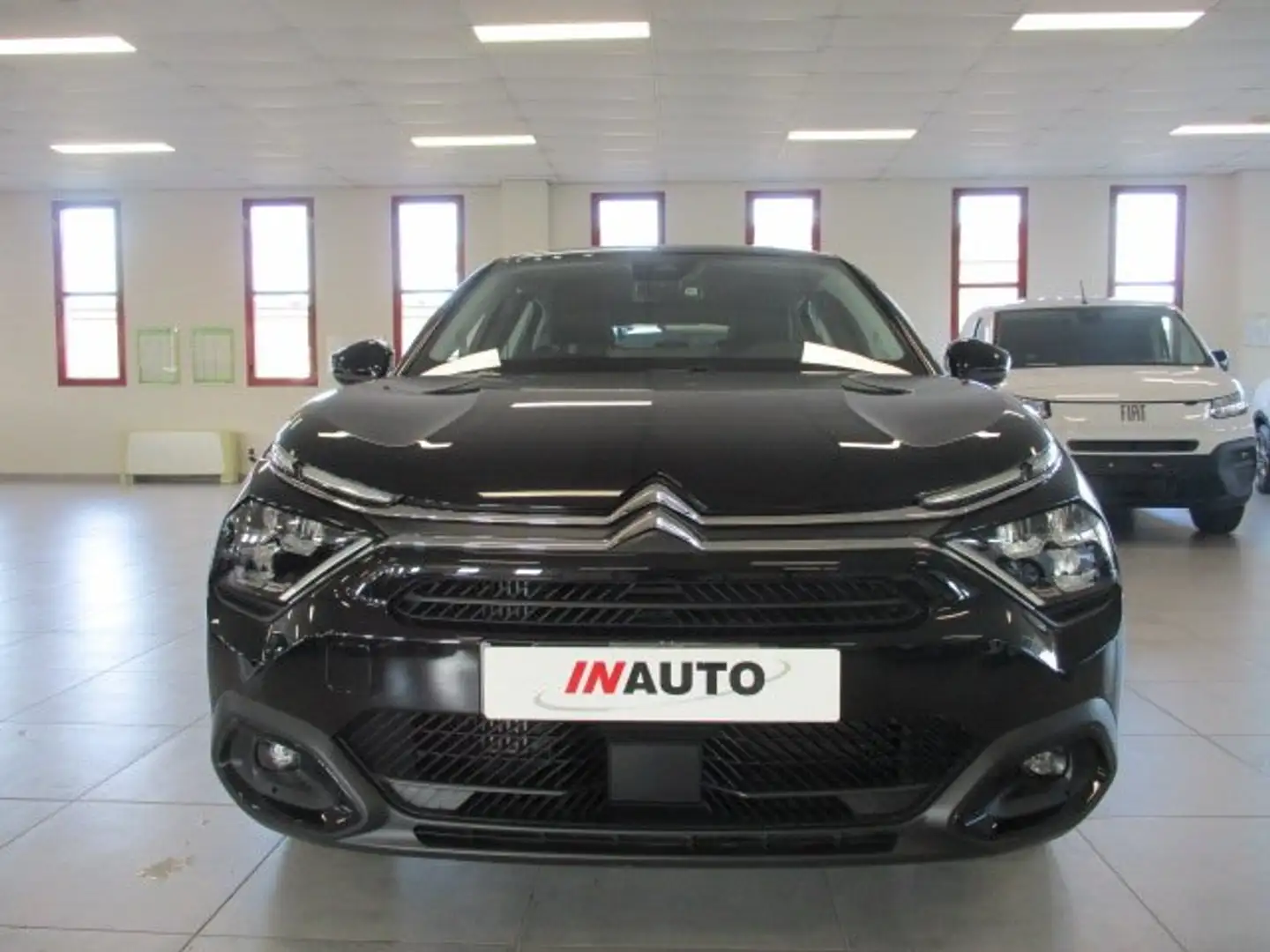 Citroen C4 1.2 puretech Plus s&s 130CV Schwarz - 2