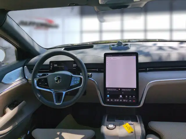 Volvo Ex90 view 14