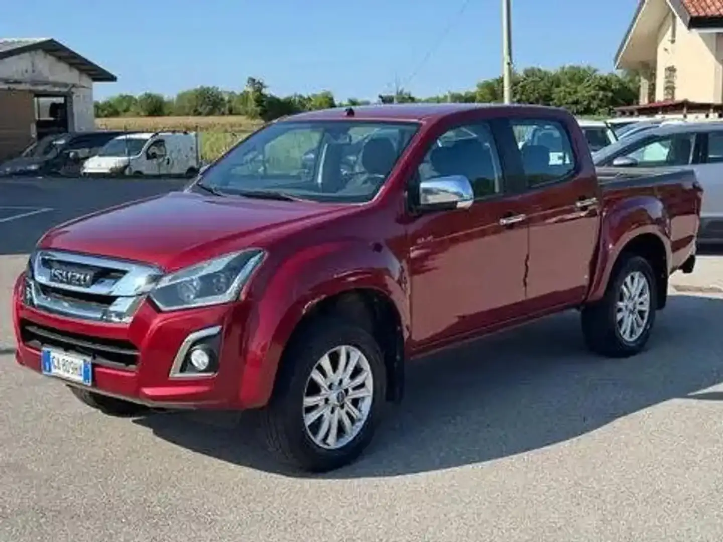 Isuzu D-Max III  1.9 td 163cv crew Solar 4x4 - GA809HA Rouge - 2