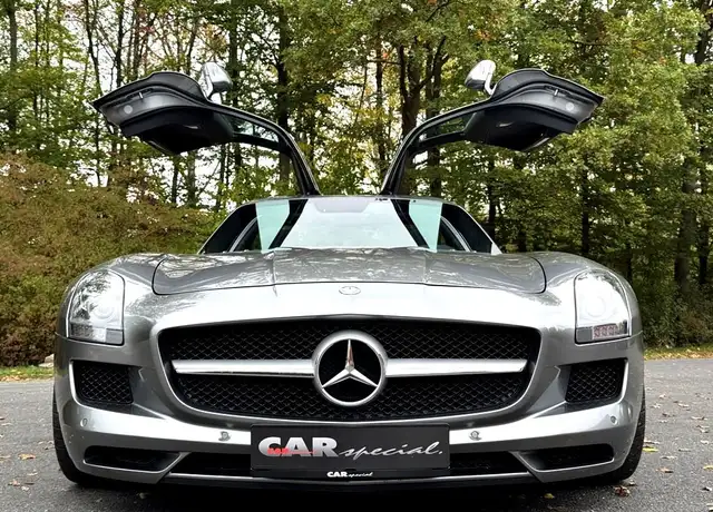 Mercedes-Benz SLS SLS AMG Gullwing Coupe  Carbon Paket Interieur