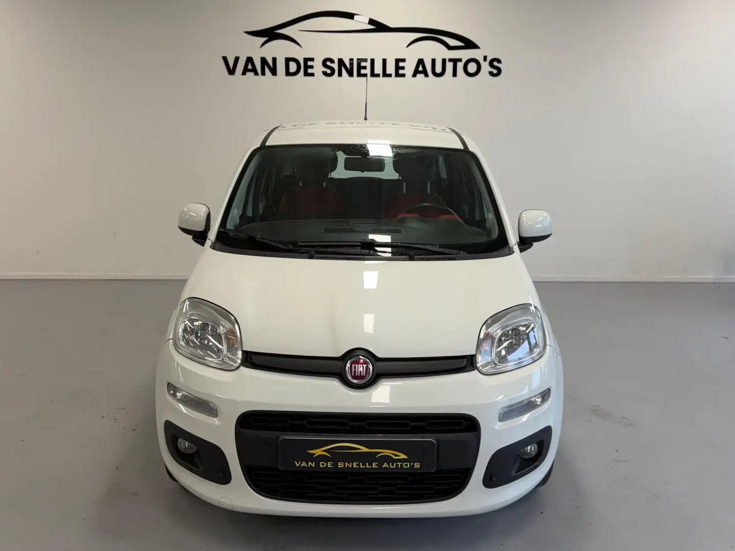 Fiat Panda 0.9 TwinAir Lounge AIRCO/NAP/BLUETOOTH Wit - 2