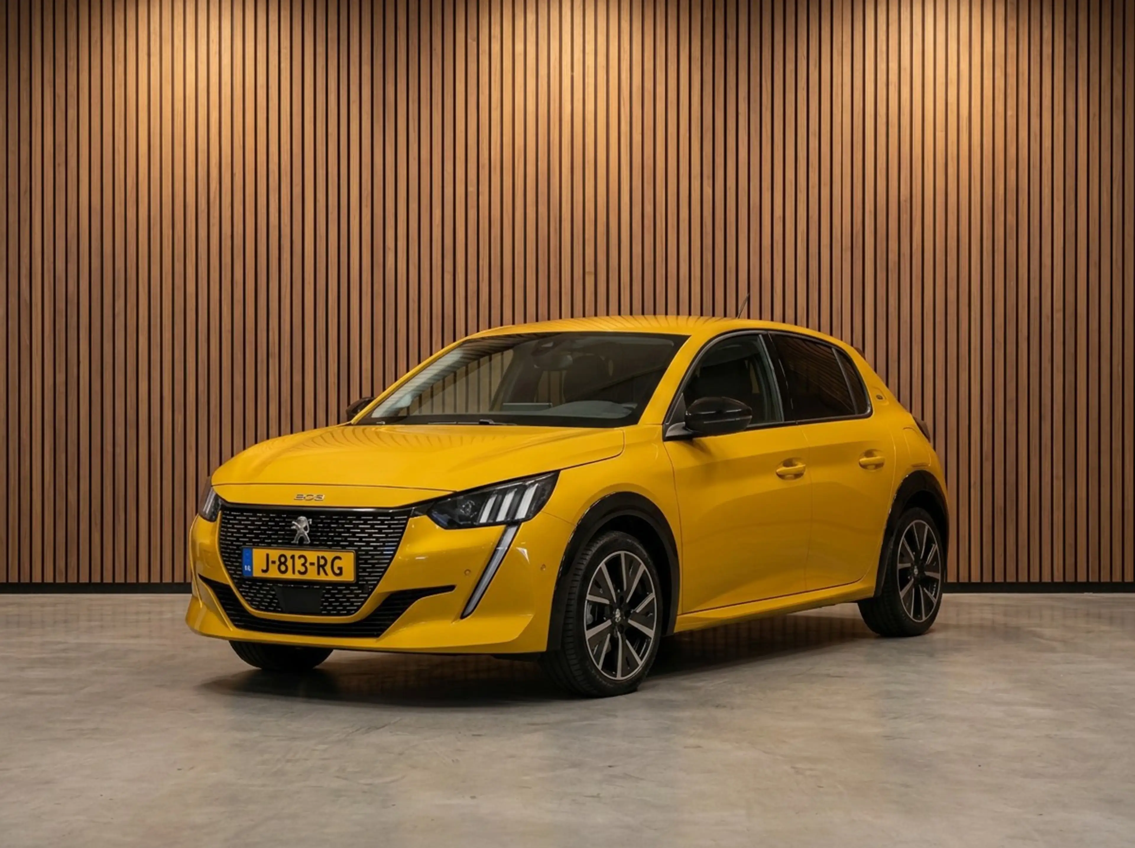 Peugeot 208 1.2 PureTech GT-Line automaat / app / camera /navi — photo 4