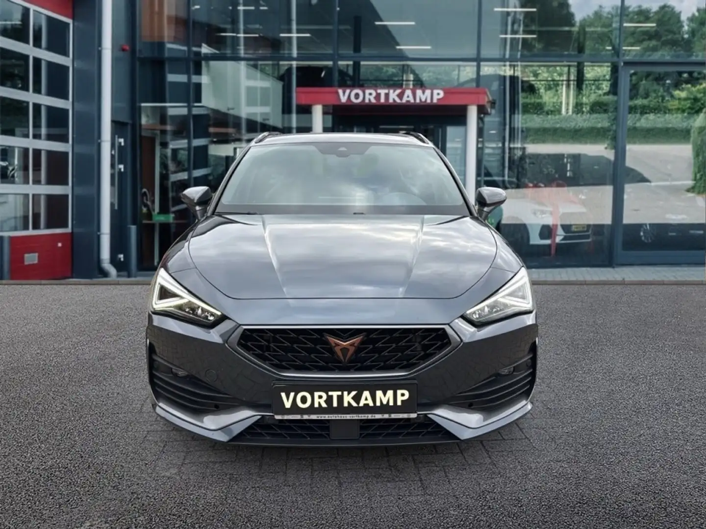 CUPRA Leon 1.4 TSI DSG VZ E-HYBRID TREKHAAK/CAMERA/NAVI/CRUIS Gris - 2