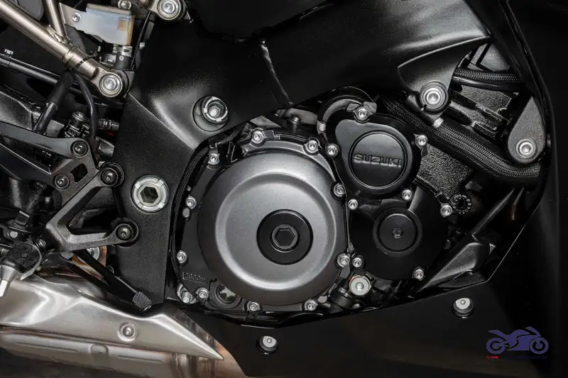 Suzuki GSX S 1000GT - foto 4