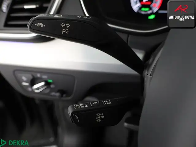Audi Q5 view 15