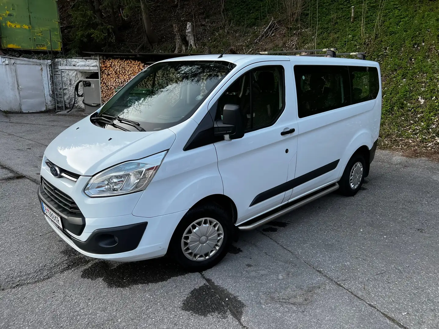 Ford Transit Custom 300 L1H1 VA Trend Weiß - 2