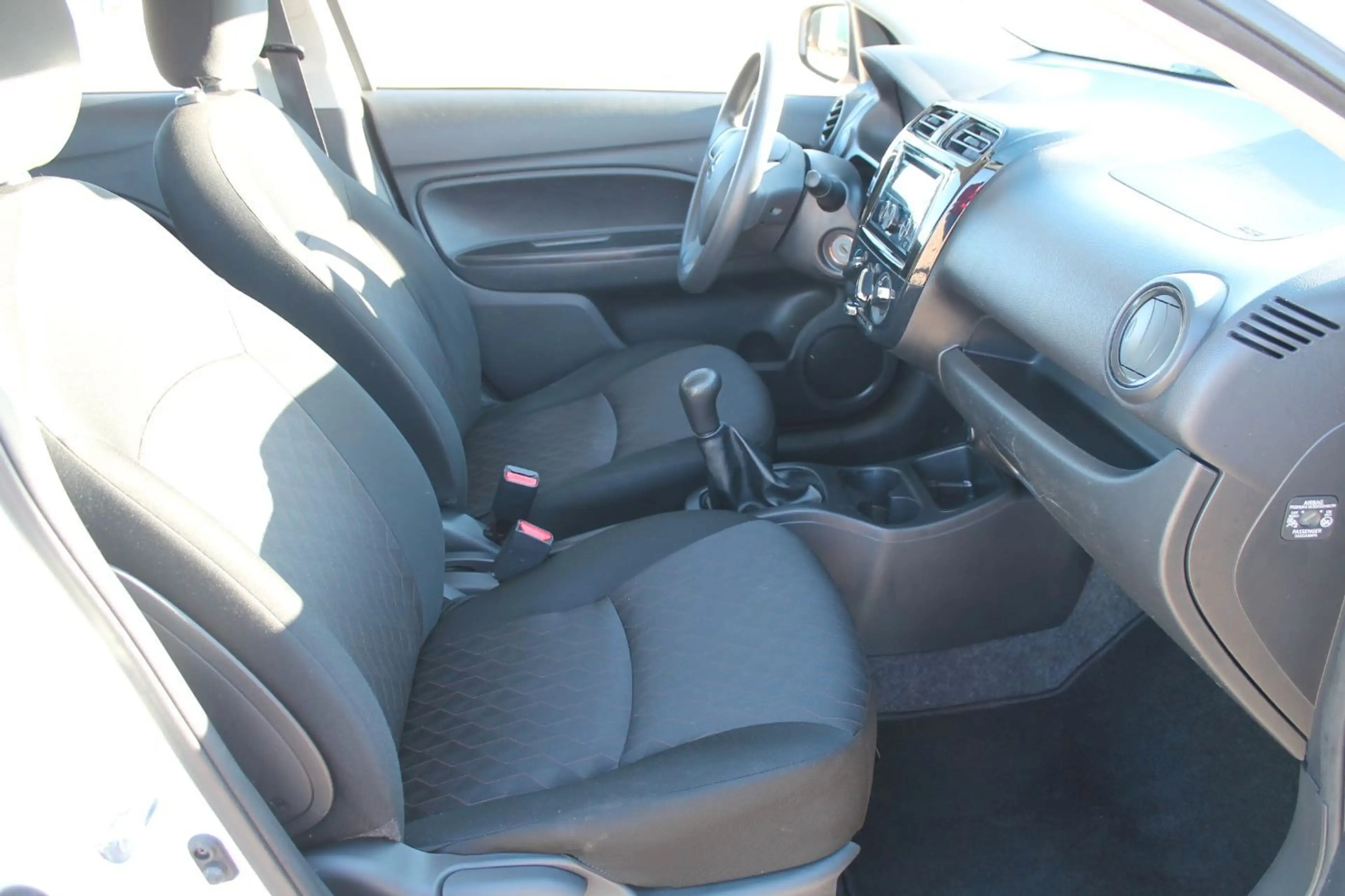 Mitsubishi Space Star 1.2 Spirit — photo 10