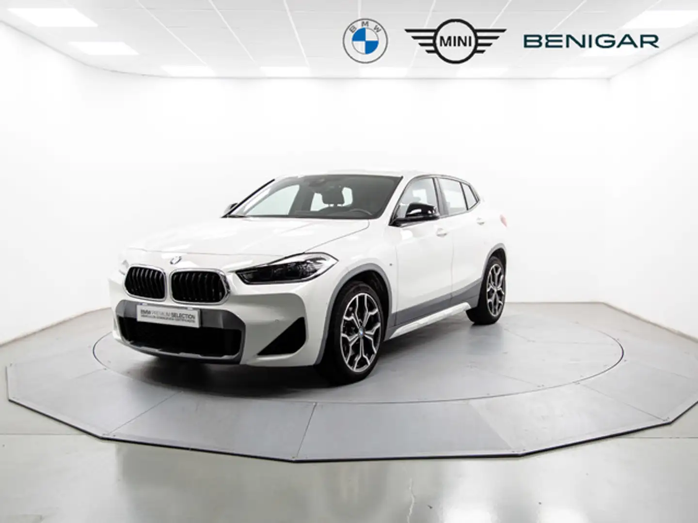 BMW X2 xDrive 25dA Blanc - 1