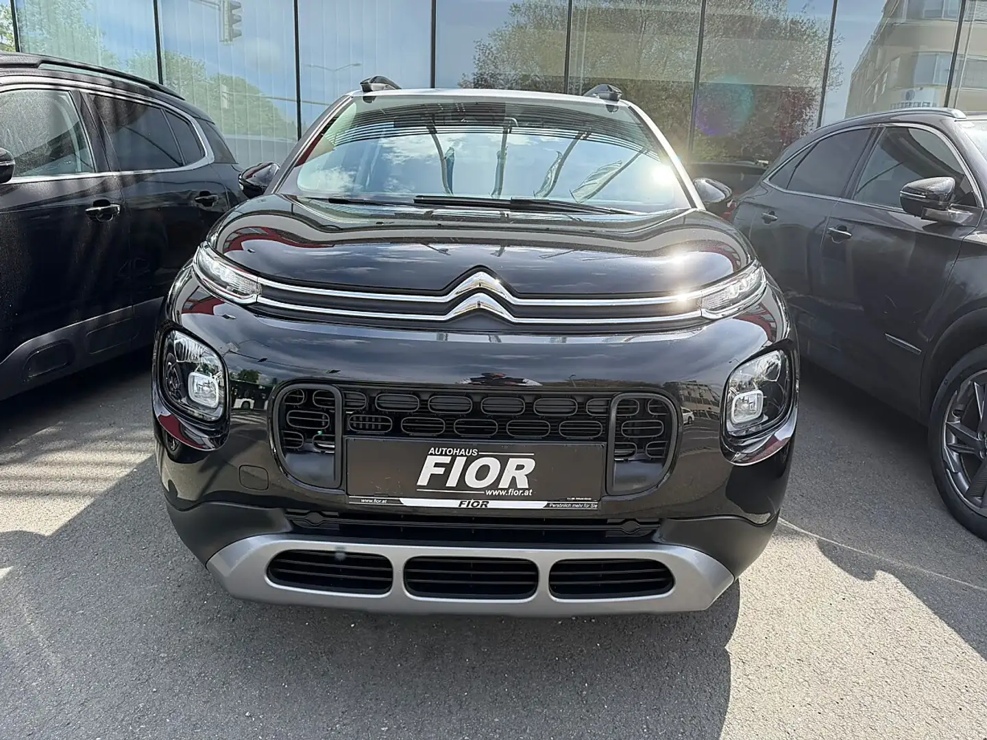 Citroen C3 Aircross PureTech 110 S&S 6-Gang-Manuell Feel (G2738) Schwarz - 2