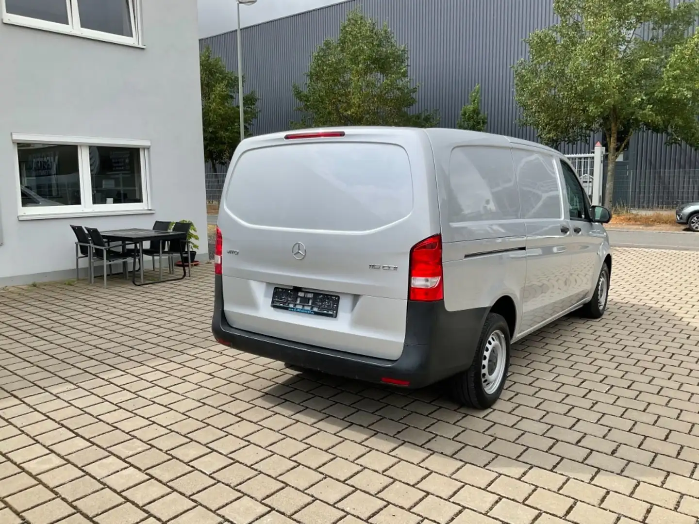 Mercedes-Benz Vito Kasten 116 CDI+RWD+lang+Rü-Cam+Navi+Klima Argent - 2