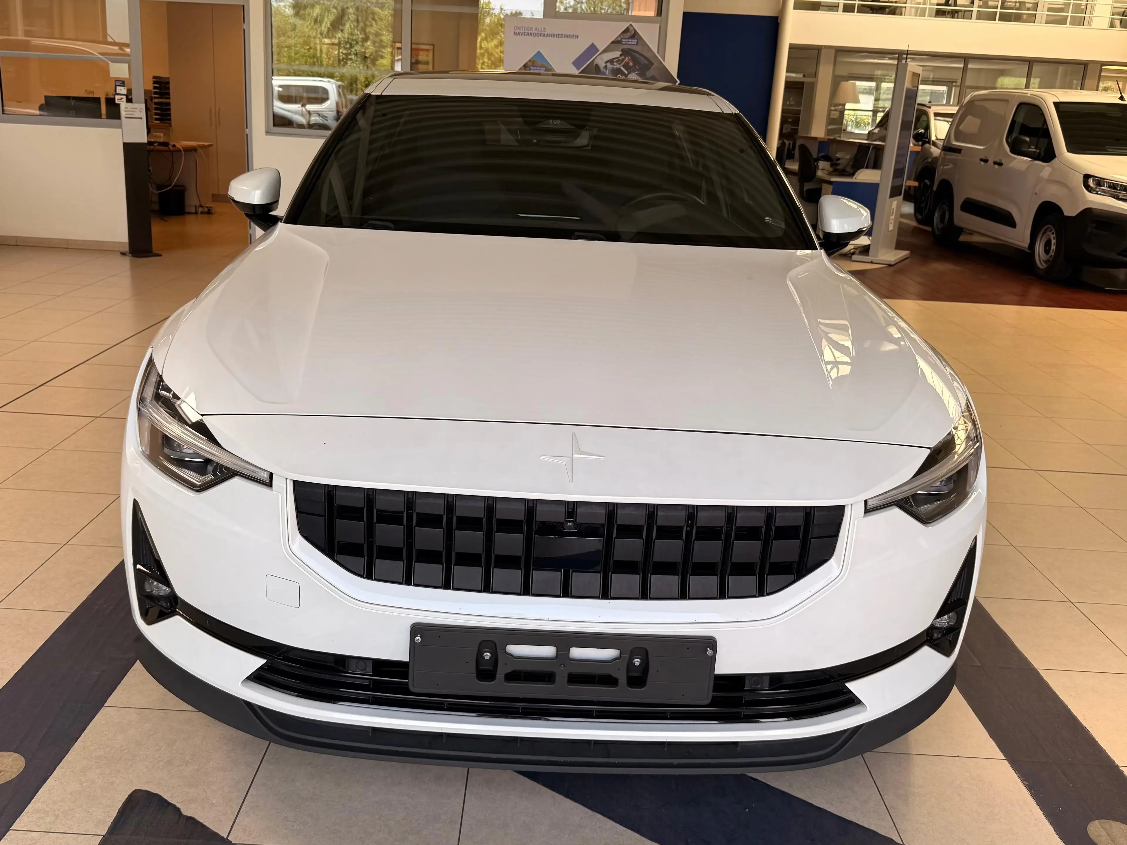 Polestar 2 Polestar 2 78 kWh Dual Motor MY23 (300kW) — photo 11