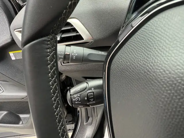 Peugeot 5008 view 15