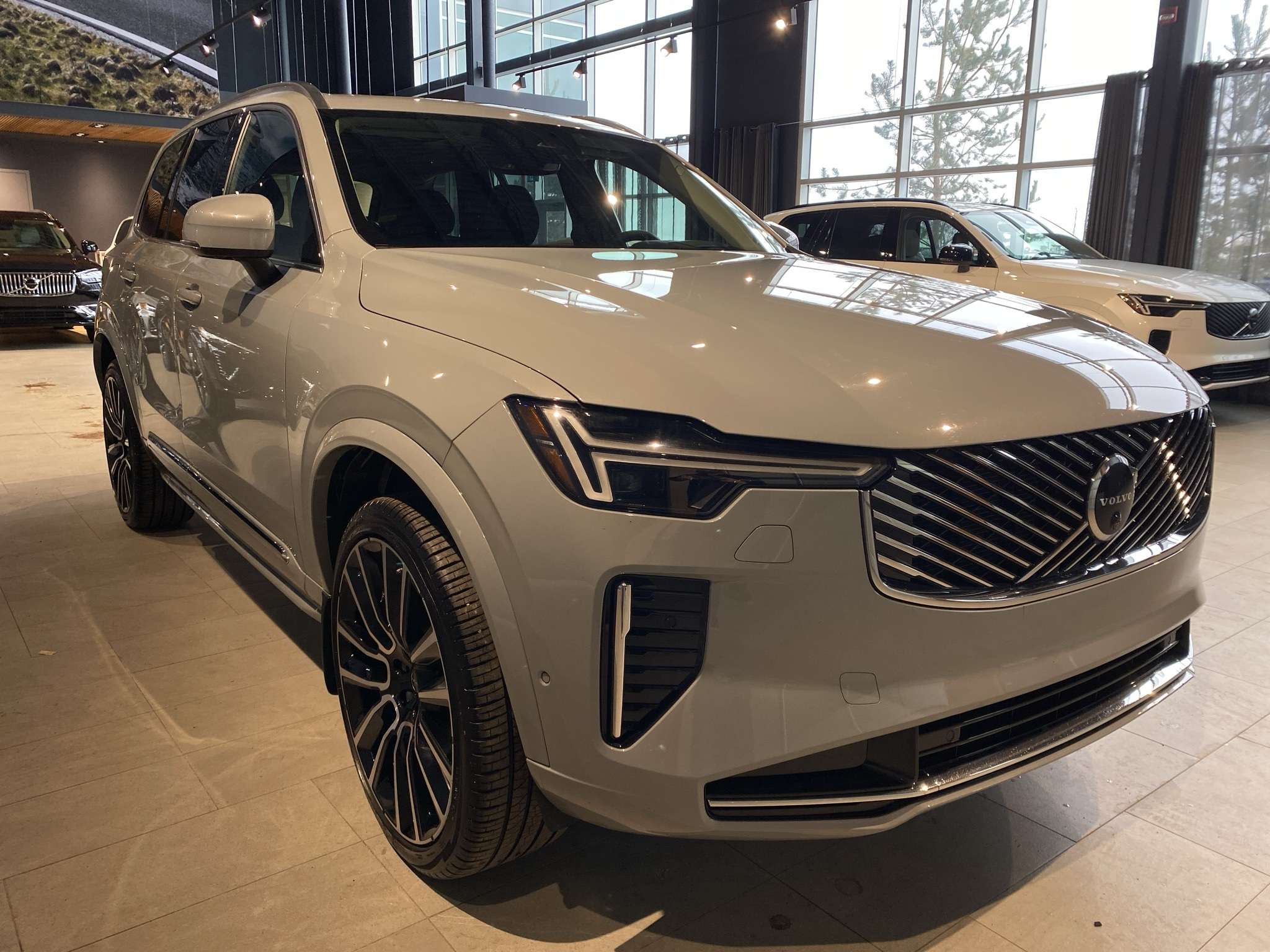 2026 Volvo XC90 B6 AWD Ultra Bright Theme 7-Seater thumb 7